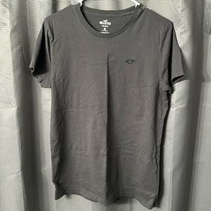 Hollister men’s gray t shirt, size small